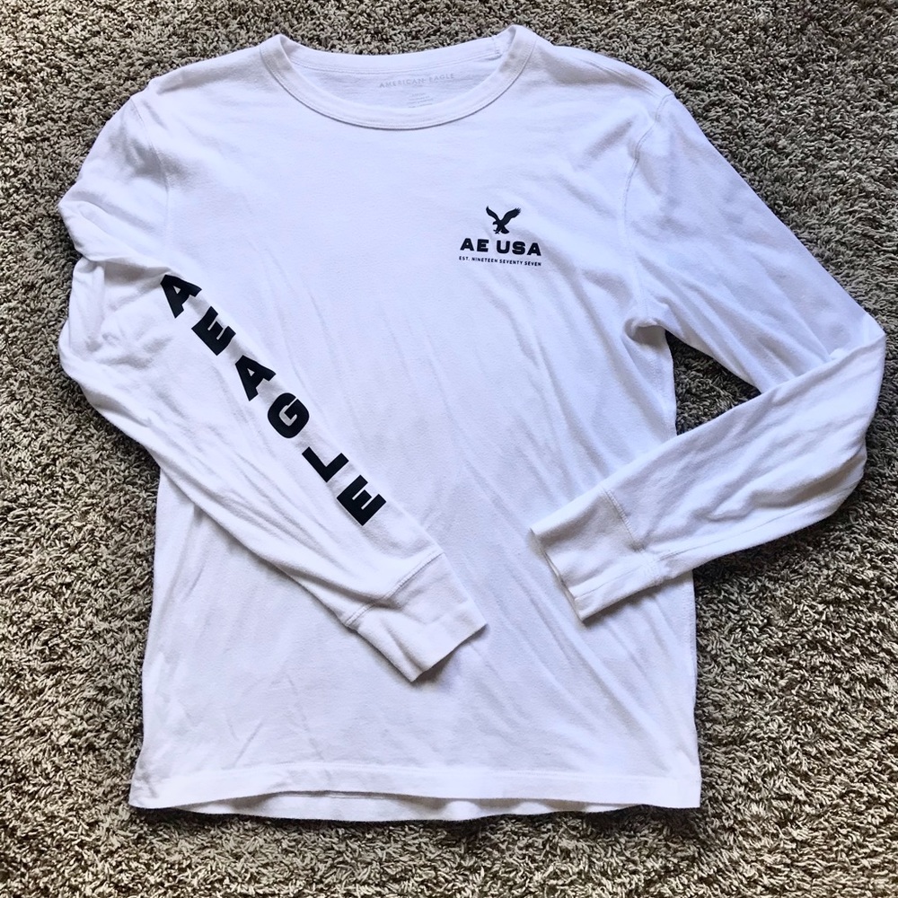 American Eagle White Long Sleeve T-shirt